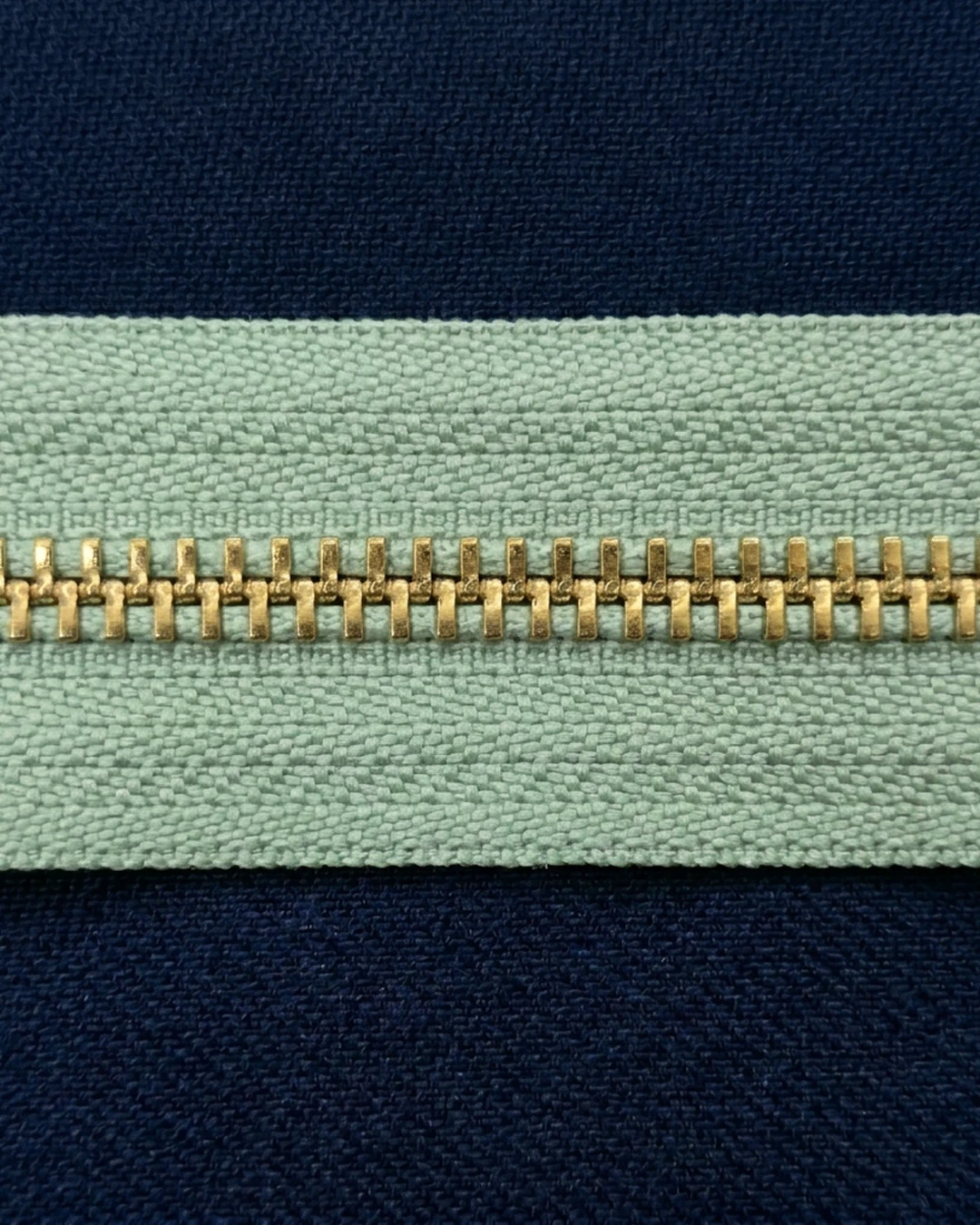 CADENA METÁLICA No. 5