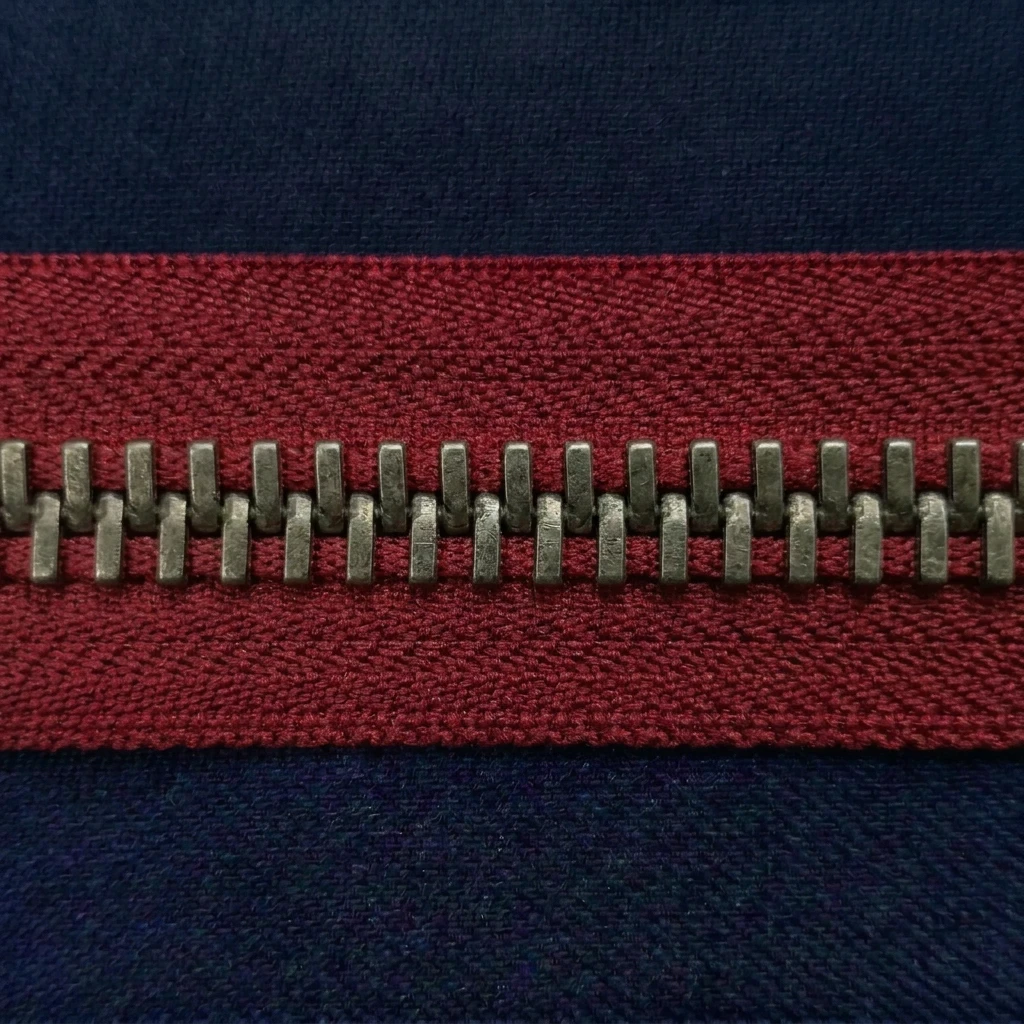 CADENA METÁLICA No. 10