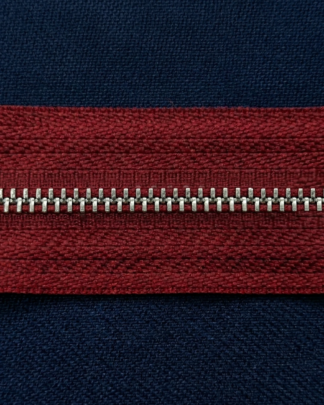 CADENA METÁLICA No. 4.5