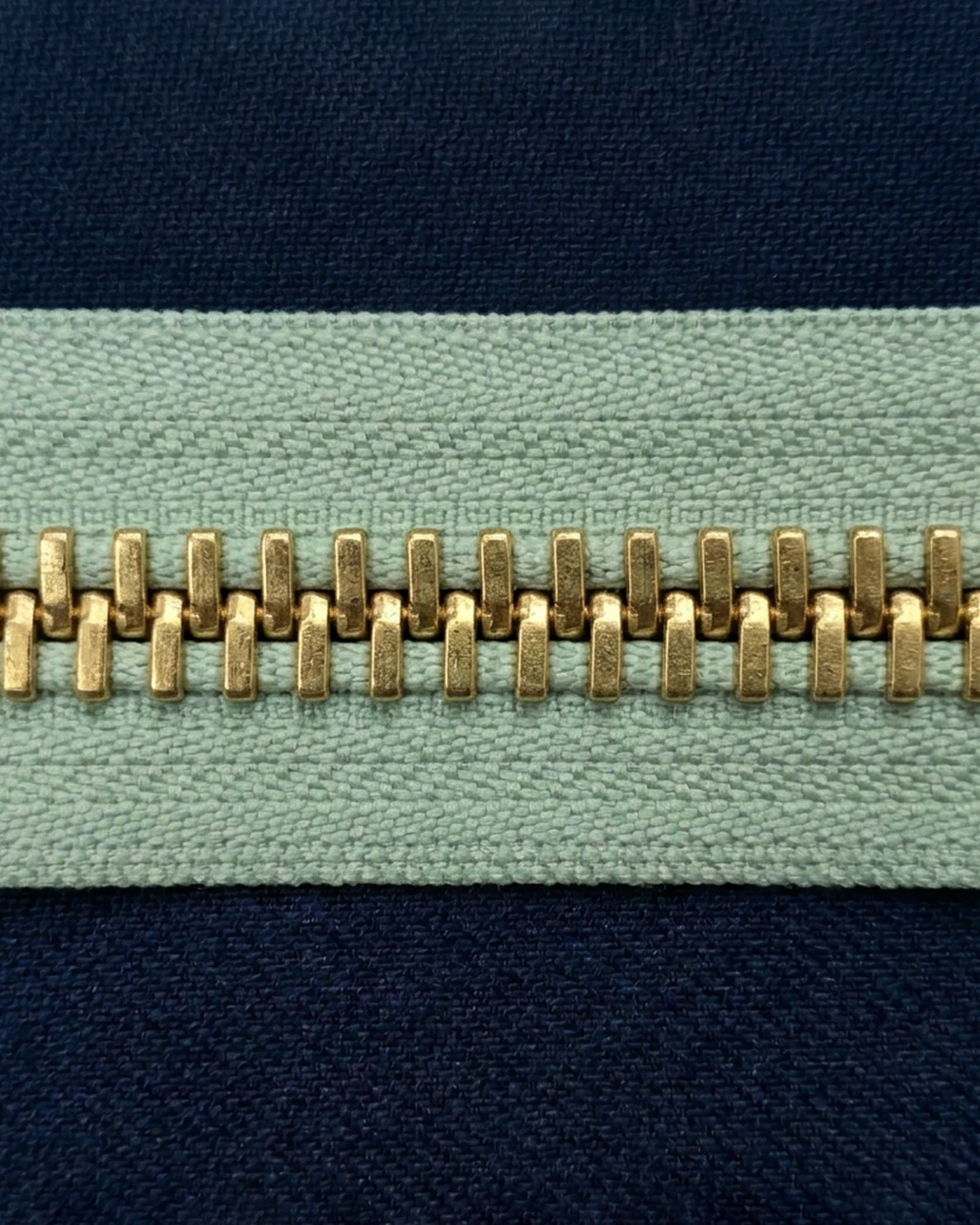 CADENA METÁLICA No. 10